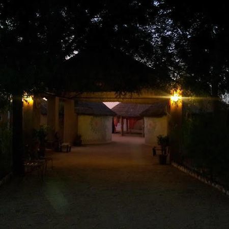 Mahadev Resort Sām Buitenkant foto